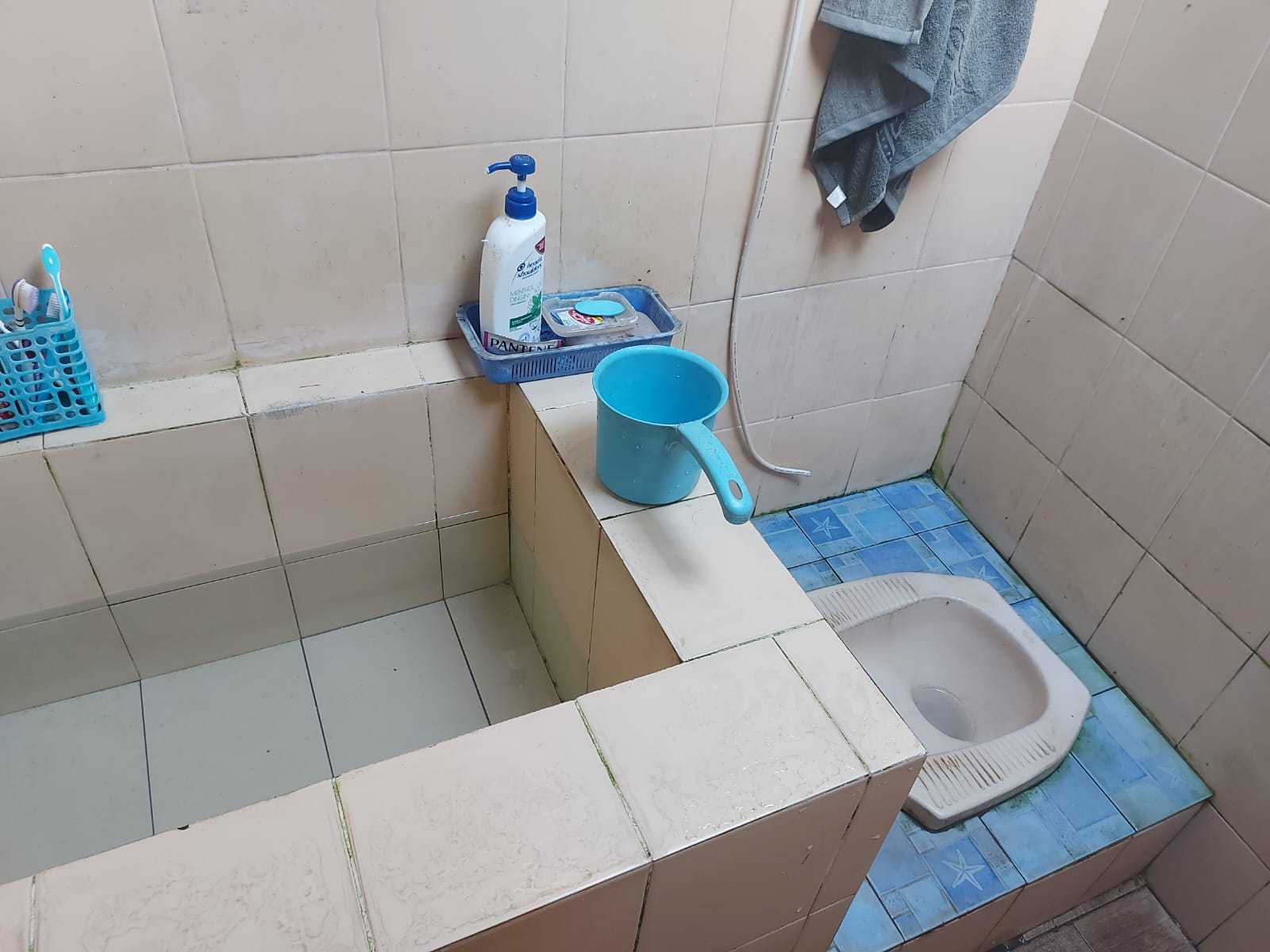 Foto Jamban/WC 100%